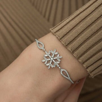 925 Ayar ​Gümüş Baget Taşlı Kar Tanesi Bileklik