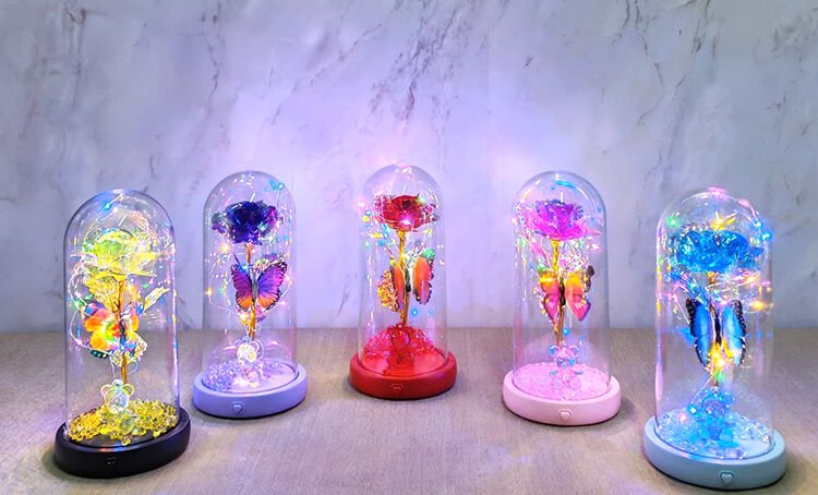 Işıklı Müzikli Romantik Kelebekli Fanus