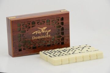Ahşap Kutulu Domino