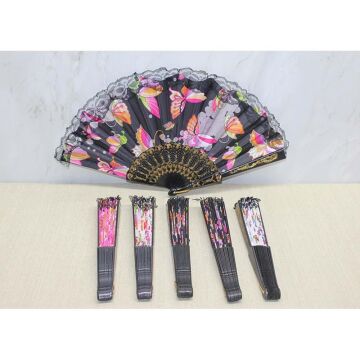 Plastik Renkli Yelpaze