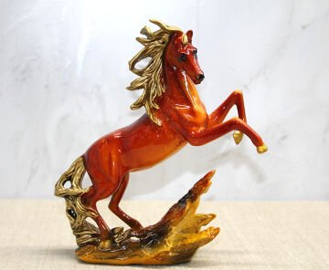 Polyester Şahlanmış At Figürü