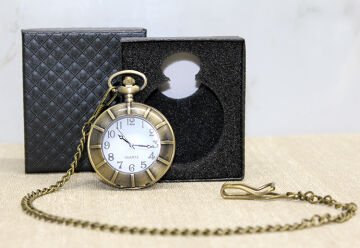 Özel Kutulu Antik Köstekli Saat