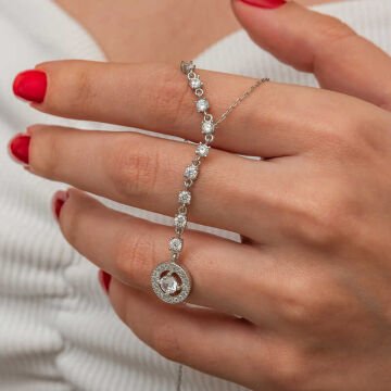 Gümüş Sıralı Zirkon Taşlı Çember Kadın Kolye
