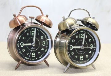 Metal Çalar Saat