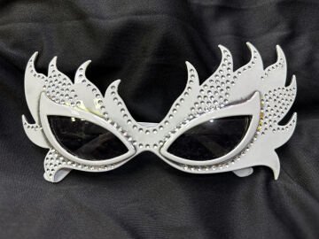 Taşlı Göz Kamaştıran Gecenin Yıldızı Beyaz Parti Alev Gözlük