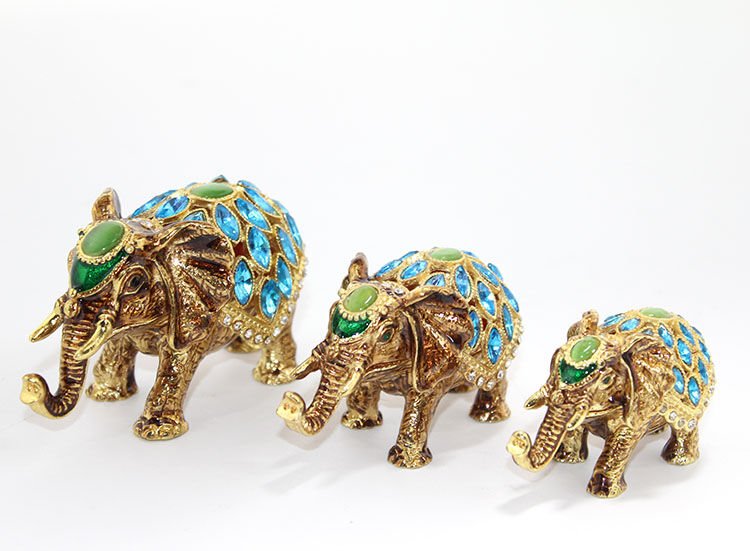Taşlı 3'Lü Fil Figürü