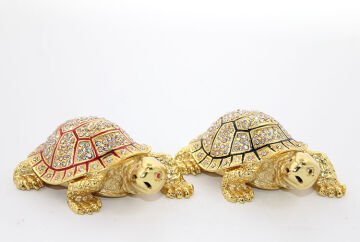 Taşlı Kaplumbağa Figürü