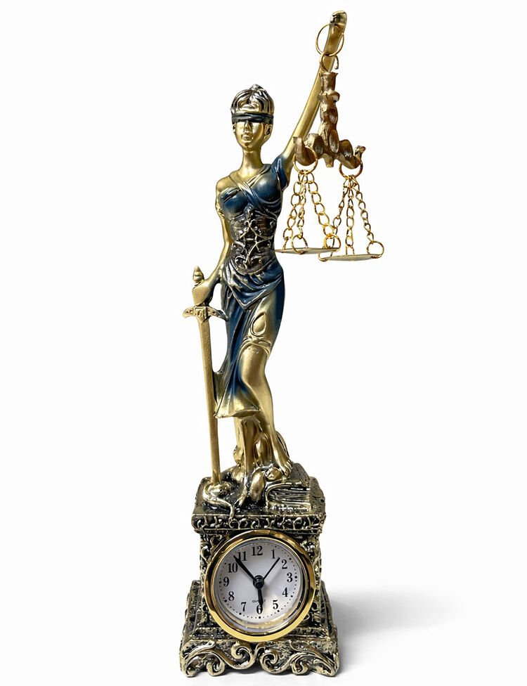 Polyester Saatli Adalet Figürü