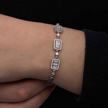 925 Ayar ​Gümüş Baget Taşlı Kadın Bileklik