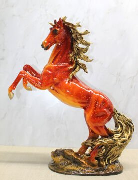 Polyester Şahlanmış At Figürü