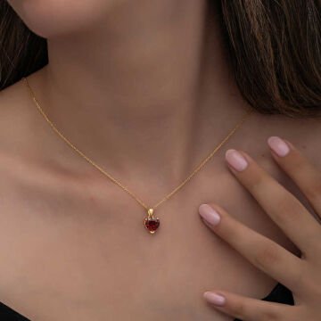 925 Ayar Gümüş Gold Kırmızı Taşlı Kalpli Kadın Kolye
