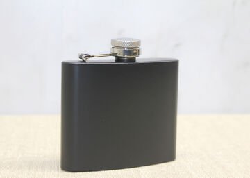 Tekli Siyah 5 Oz Matara