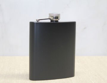 Tekli Siyah 7 Oz Matara