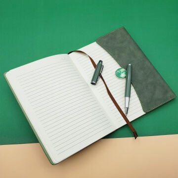 Özel Kutulu Deri Defter Ve Roller Kalem Seti