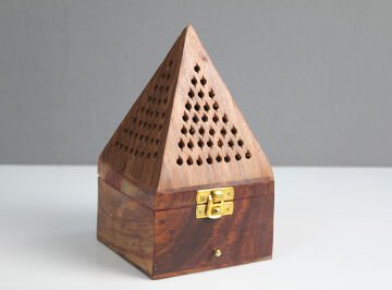 Ahşap Kule Tütsülük