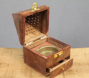 Ahşap Kule Tütsülük