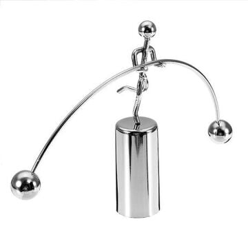 Tek Ayağı Havada Halterci Newton Balans Denge Topları