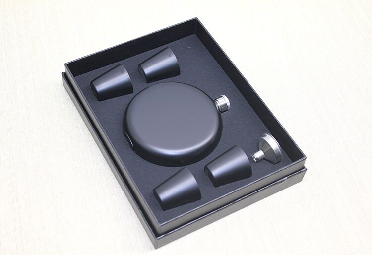 4 Shot Bardaklı Matara Seti