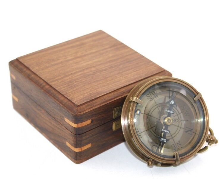 Ahşap Kutulu Pusula