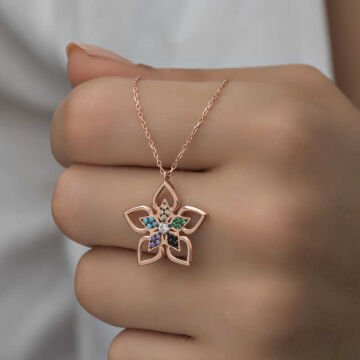 ​925 Ayar Gümüş Renkli Taşlı Çiçek Kadın Gümüş Kolye