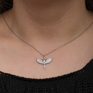 925 Ayar Gümüş Baget Taşlı Mikail Kılıcı Kadın Kolye