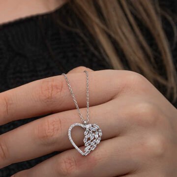 925 Ayar Gümüş Baget Taşlı Kalp Kadın Kolye