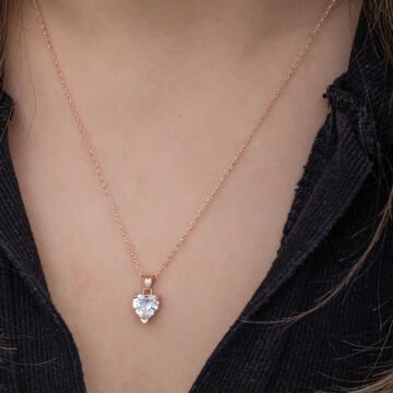 925 Ayar Gümüş Rose Beyaz Taşlı Kalpli Kadın Kolye