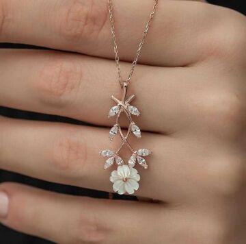 925 Ayar Gümüş Beyaz Bahar Çiçeği Kadın Gümüş Kolye