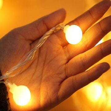 Dekoratif Fişli Top Led Işık Yılbaşı Aydınlatma 5 Metre