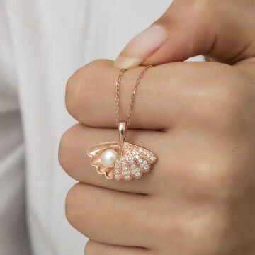 925 Ayar Gümüş İncili İstiridye Kadın Gümüş Kolye