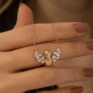 925 Ayar Gümüş Kanatlı Melek Kadın Gümüş Kolye