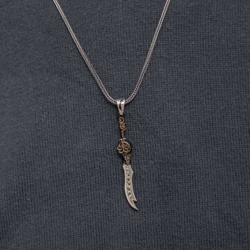 Gümüş Desenli Zülfikar Kılıcı Erkek Kolye