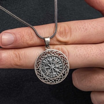Gümüş Viking Pusula Erkek Kolye