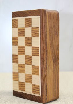 Özel Vernikli Mıknatıs Taşlı Ahşap Katlanabilir Kutulu Satranç Oyunu 12.5 Cm