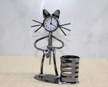 Metal Saksafon Çalan Kedi Müzisyen Saat Ve Kalemlik