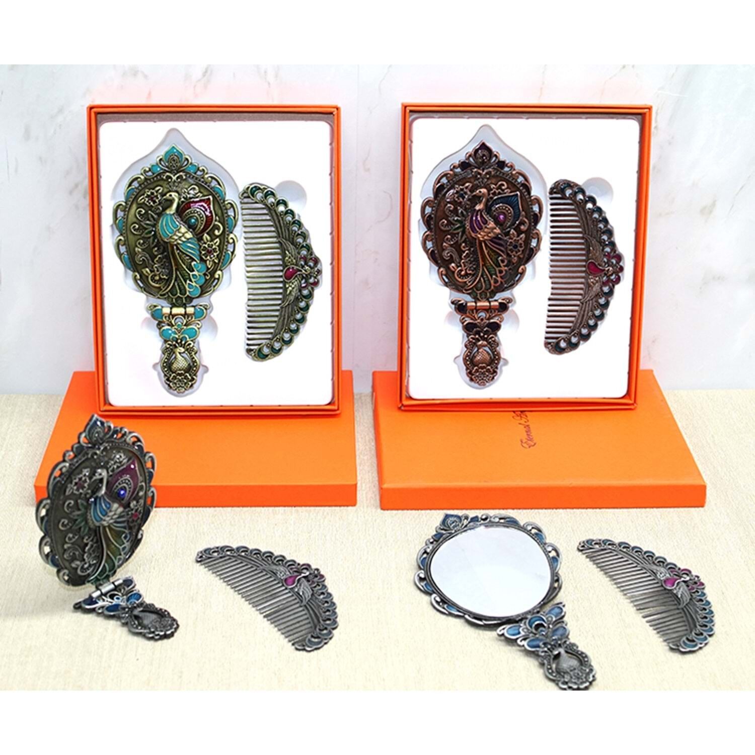 Tavuskuşu Katlanabilir Ayna Ve Tarak Seti Orta Boy