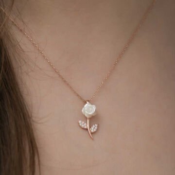 925 Ayar Gümüş Rose Beyaz Gül Kadın Gümüş Kolye