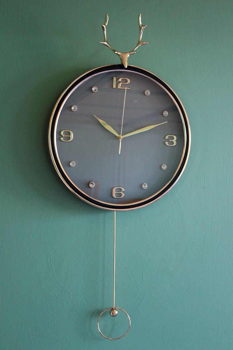 Geyikli Sarkaçlı Duvar Saat