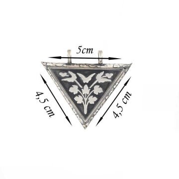 925 Ayar Gümüş Üçgen İçi Açılabilen Çiçek Muskalık Gümüş Kolye