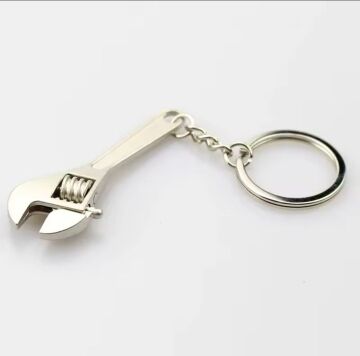 Fonksiyonel İngiliz Anahtarı Şeklinde Anahtarlık