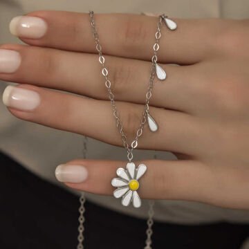 925 Ayar Gümüş Papatya Seviyor Sevmiyor Bayan Gümüş Kolye