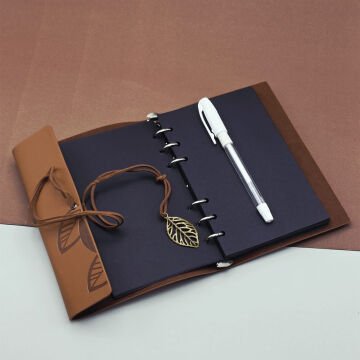 Siyah Yapraklı Deri Defter Ve Kalem Seti
