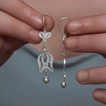 Gümüş Lale Motifli Telkari Kadın Küpe