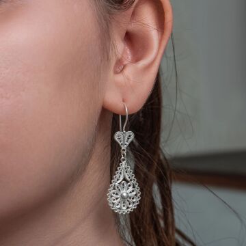 Gümüş Damla Papatya Telkari Kadın Küpe