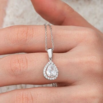 Gümüş Damla Beyaz Zirkon Taşlı Kadın Kolye