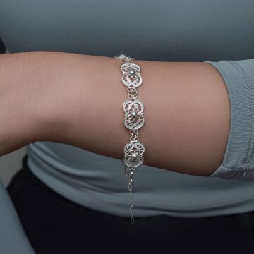 Gümüş Çiçek Motifli Telkari Kadın Bileklik