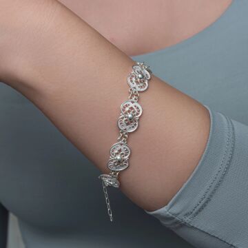 Gümüş Çiçek Motifli Telkari Kadın Bileklik