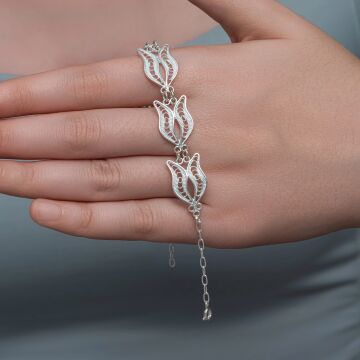 Gümüş Lale Motifli Telkari Kadın Bileklik