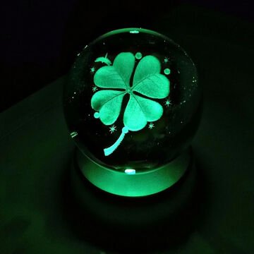 Yonca Tasarımlı Renk Değiştiren Cam Küre