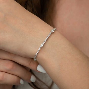 925 Ayar Gümüş Üç Damla Taşlı Su Yolu Bileklik
